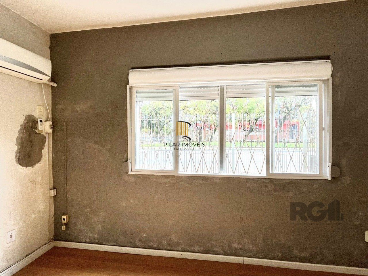 Apartamento terreo na Praia de Belas, com patio privativo