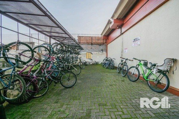 ÓTIMO APARTAMENTO 2 DORMITÓRIOS A VENDA NA ZONA SUL