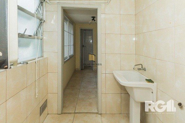 APARTAMENTO DE 3 DORMITÓRIOS COM VAGA DE GARAGEM NA AV IGUASSU