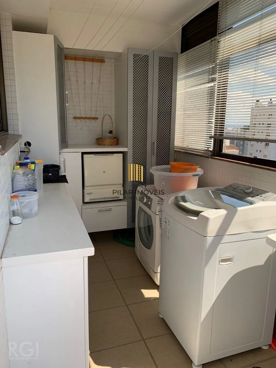 Cobertura para Venda - 310m², 3 dormitórios, sendo 1 suites, 4 vagas - Rio Branc