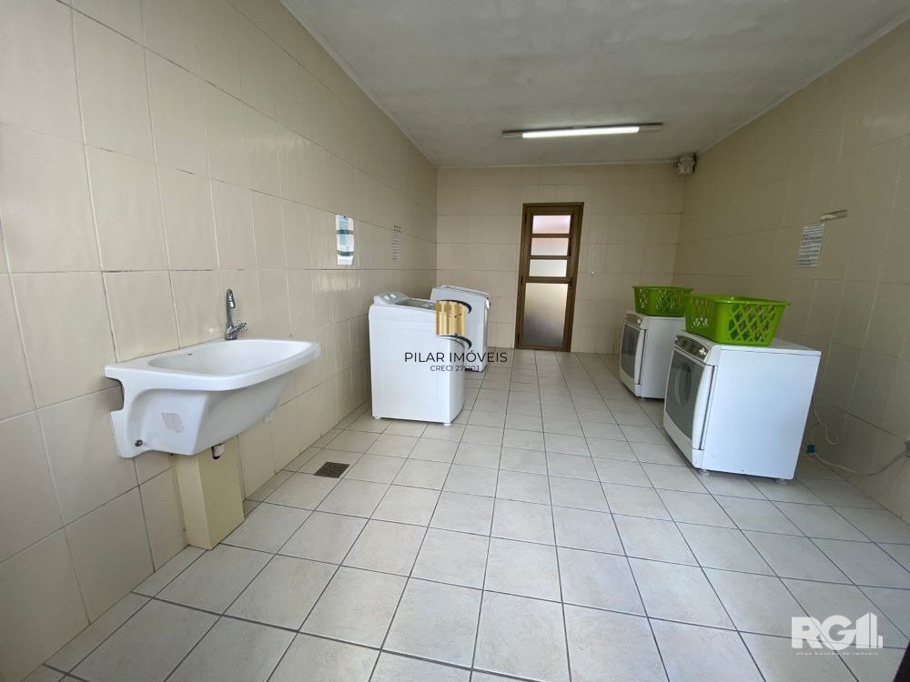 APARTAMENTO 2 DORMITÓRIOS COM VAGA DE GARAGEM COBERTA! CÓD.390235