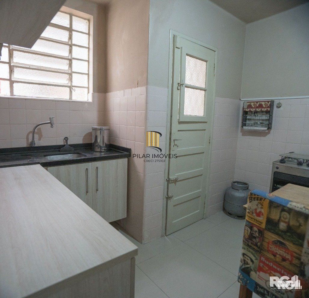 APARTAMENTO ESTILO STUDIO NO CORAÇÃO DA CIDADE BAIXA .
