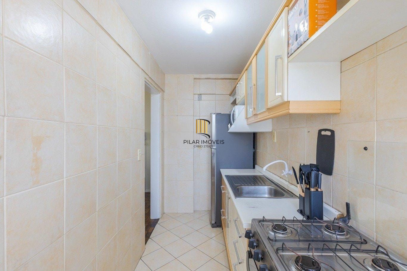 Apartamento mobiliado à venda na General Salustiano – 1 dormitório, 45m², prédio com elevador