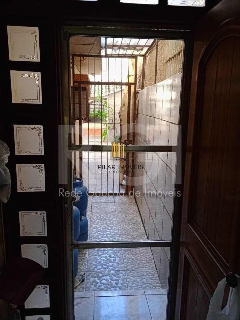 Casa para Venda - 750m², 6 dormitórios, sendo 3 suites, 4 vagas - Partenon