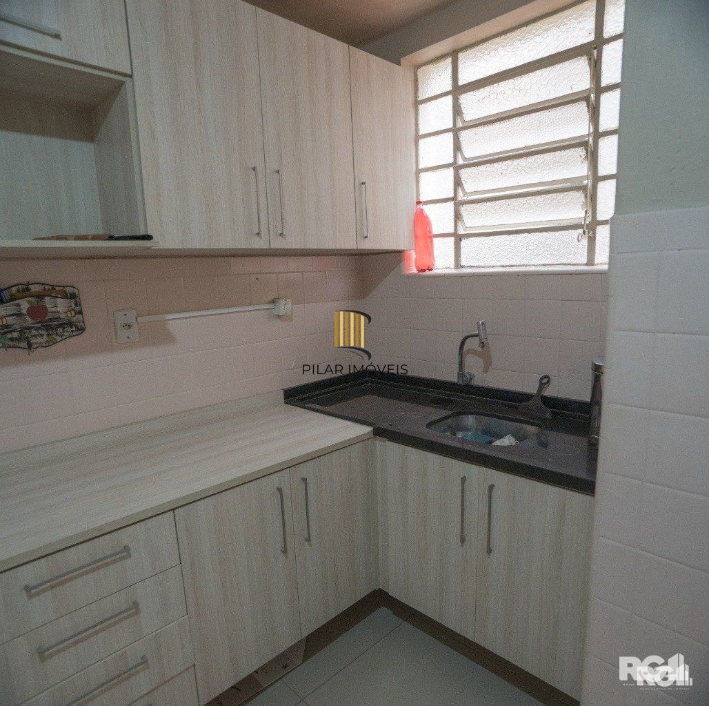 APARTAMENTO ESTILO STUDIO NO CORAÇÃO DA CIDADE BAIXA .
