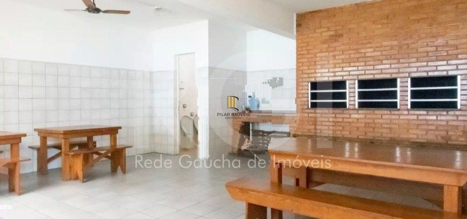 Apartamento para Venda -  2 dormitórios, 1 vaga - Tristeza