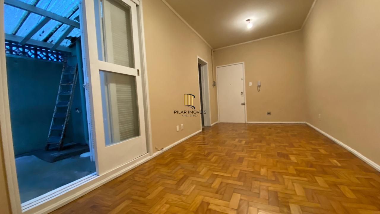 ✨ JK reformado com pátio — pronto para morar na Visconde do Herval!