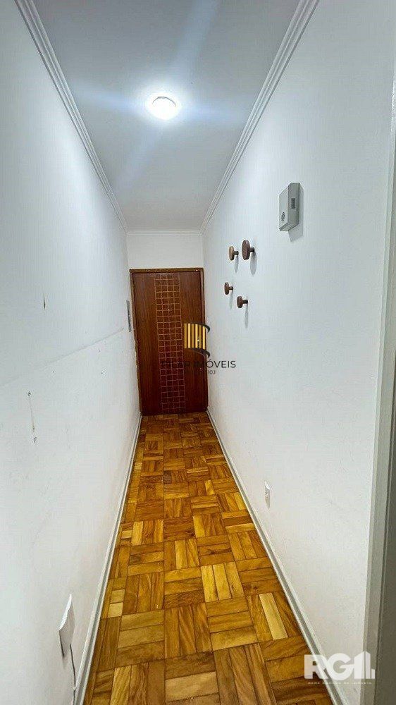 APARTAMENTO DE 3 DORMITÓRIOS COM VAGA DE GARAGEM NO CENTRO HISTÓRICO.