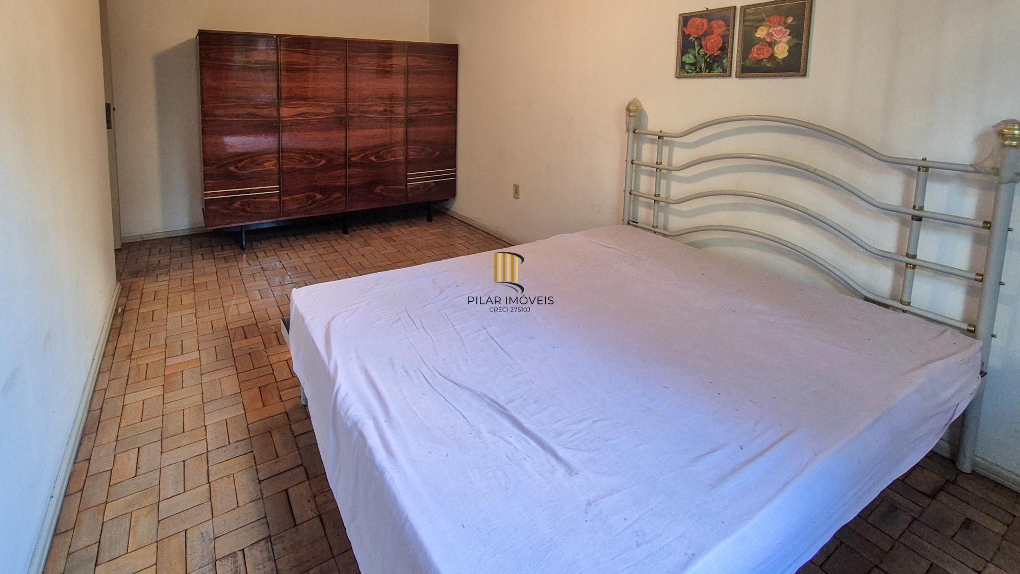 APARTAMENTO AMPLO, 70m² com 2 QUARTOS e 2 BANHEIROS, NO CORAÇÃO DA CIDADE BAIXA