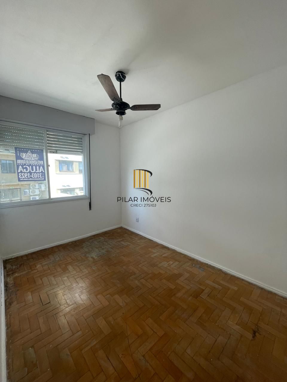 Apartamento 02 dormitórios bairro Menino Deus .