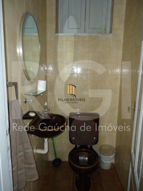 Casa para Venda - 170m², 3 dormitórios e garagem na  Cidade Baixa