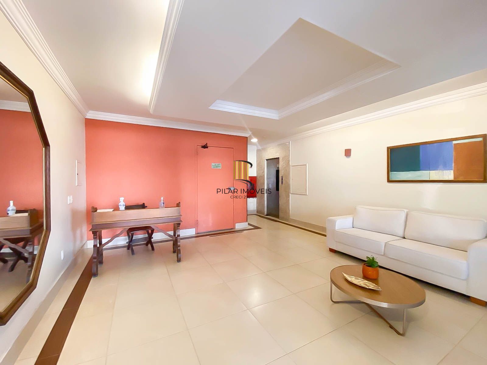 Apartamento 2 Dormitórios com Suíte, Closet, Escritório e Garagem no Rio Branco