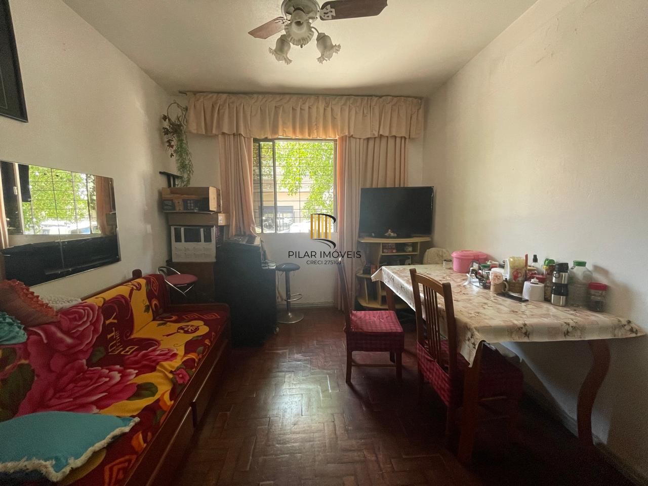 Apartamento 2 dormitórios no bairro Azenha
