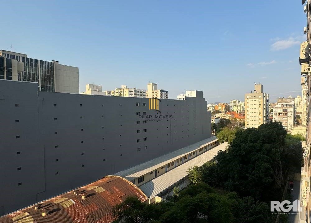 APARTAMENTO DE 1 DORMITÓRIO EM EXLENTE LOCALIZAÇÃO!