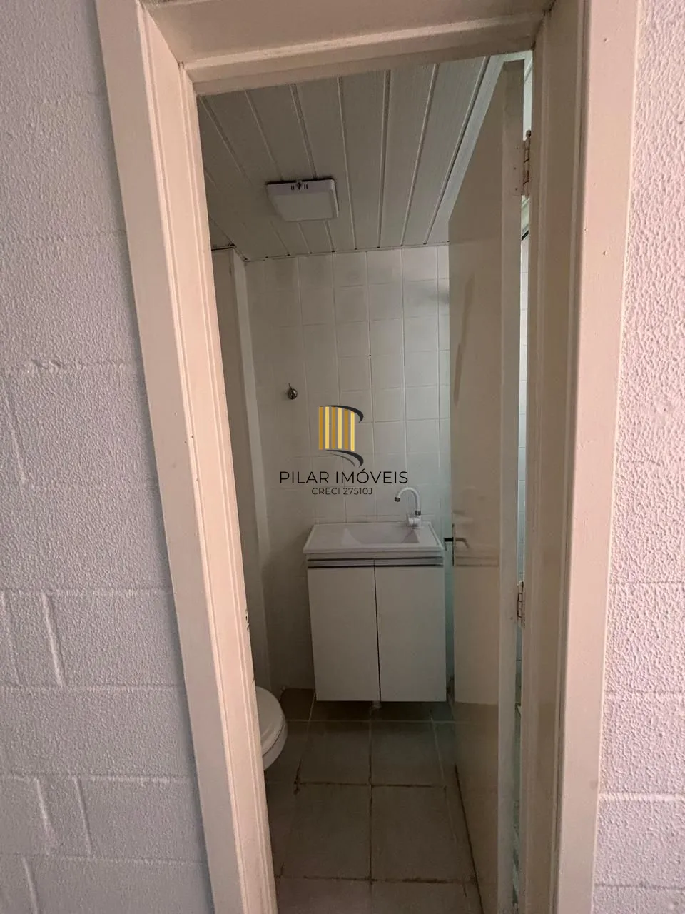 APARTAMENTO 2 DORMITORIOS BAIRRO RUBEM BERTA