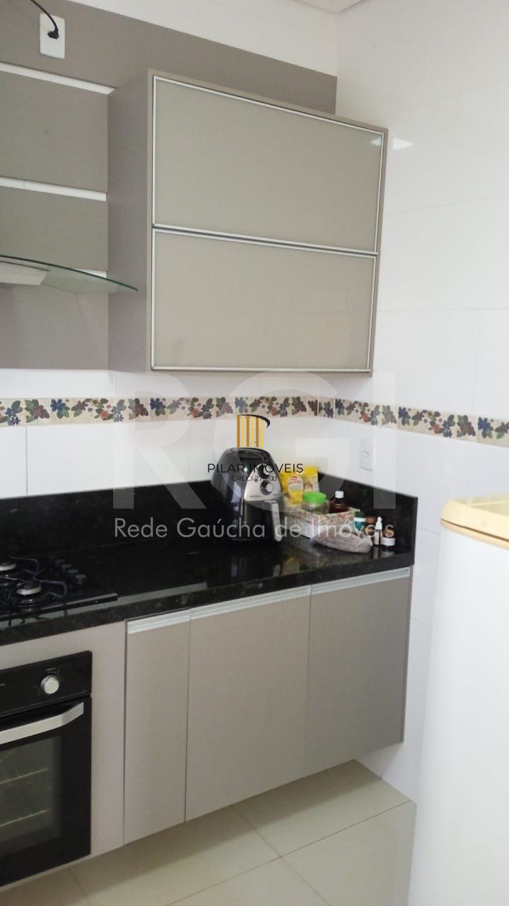 Casa para Venda - 90m², 3 dormitórios, 4 vagas - Maria Regina