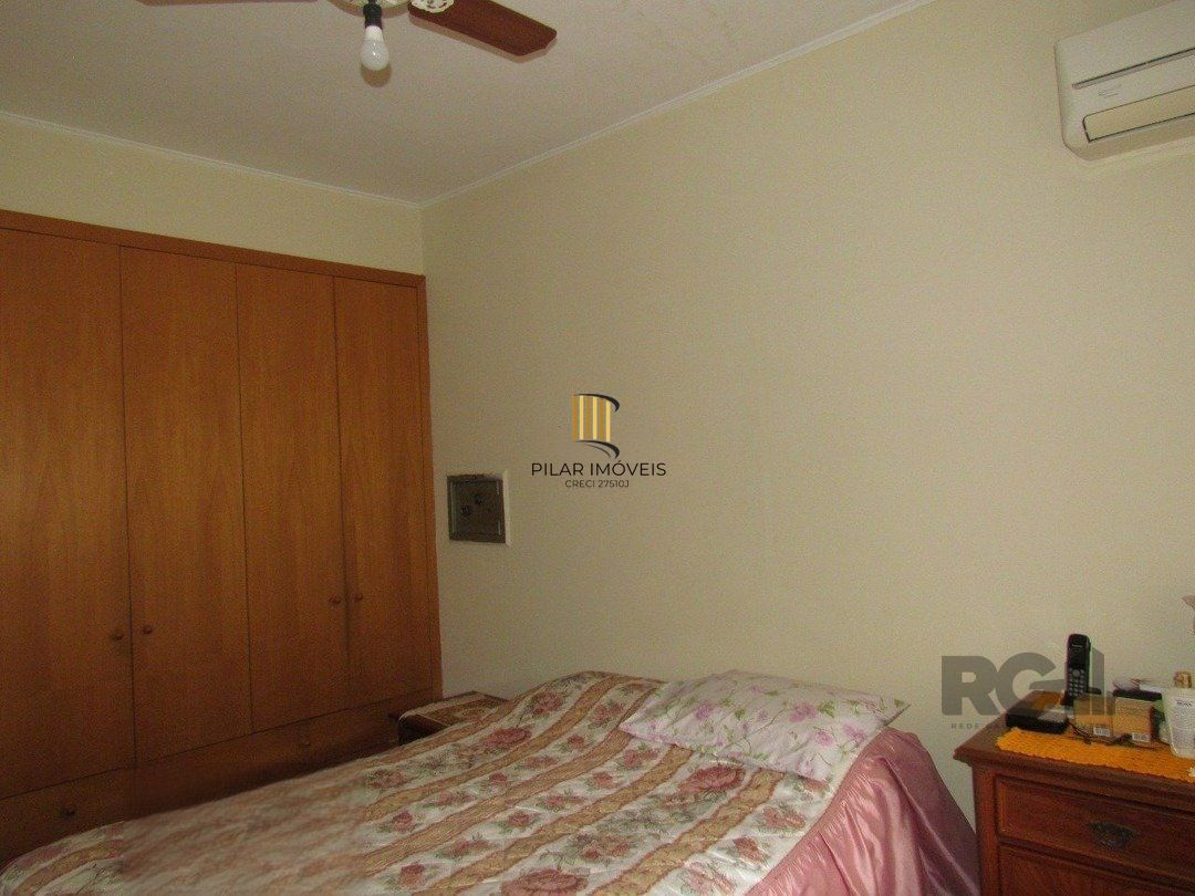 Apartamento à Venda 3 quartos e garagem  no Bom Fim.