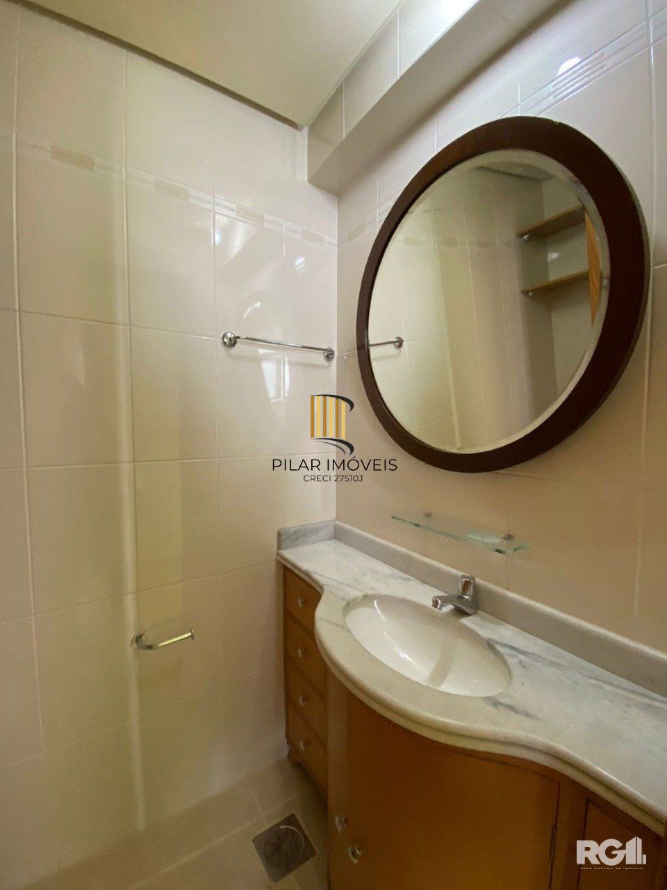 APARTAMENTO 2 DORMITÓRIOS COM VAGA DE GARAGEM COBERTA! CÓD.390235