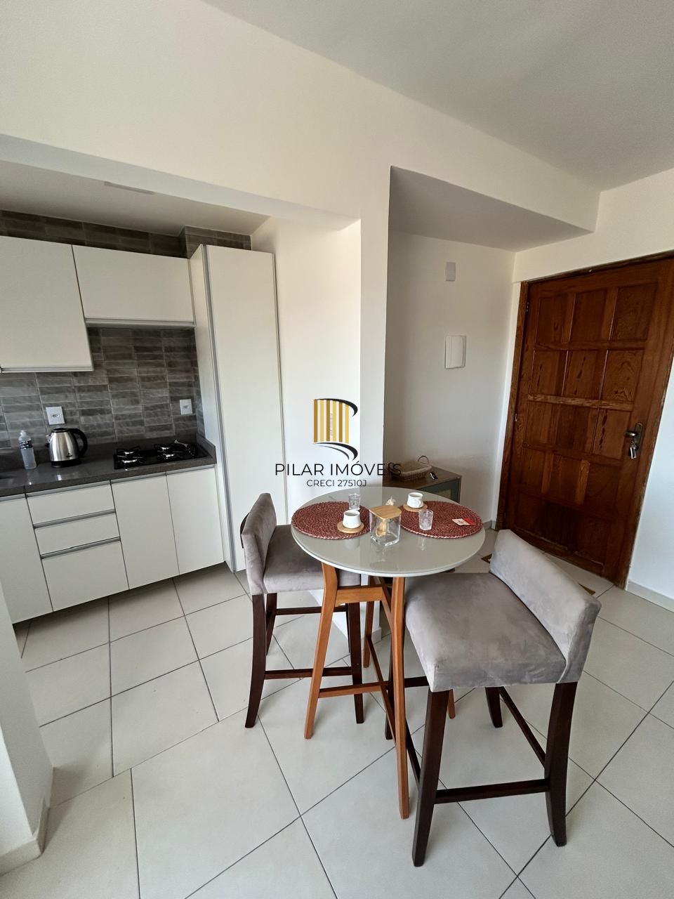 Apartamento à venda na Cidade Baixa,1 quarto e vaga de garagem.