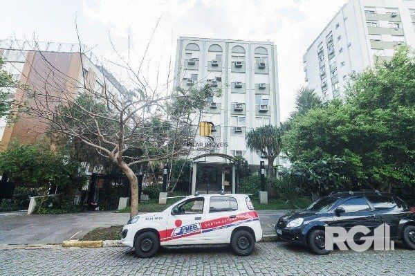 APARTAMENTO DE 3 DORMITÓRIOS COM VAGA DE GARAGEM NA AV IGUASSU