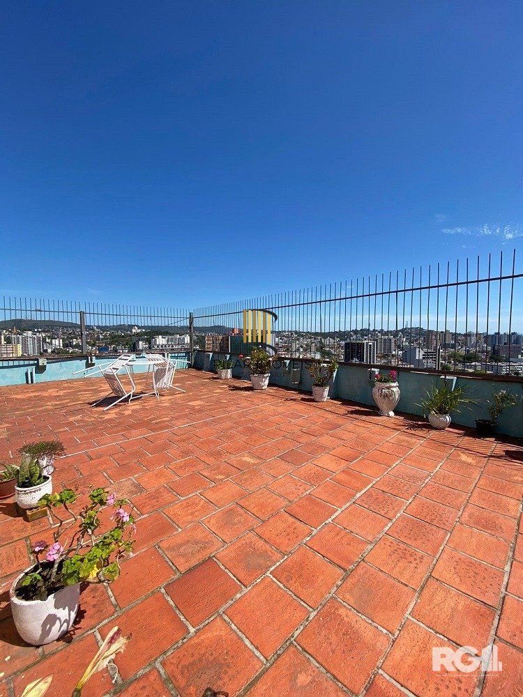 Apartamento à venda em Porto Alegre - 3 quartos - Santana