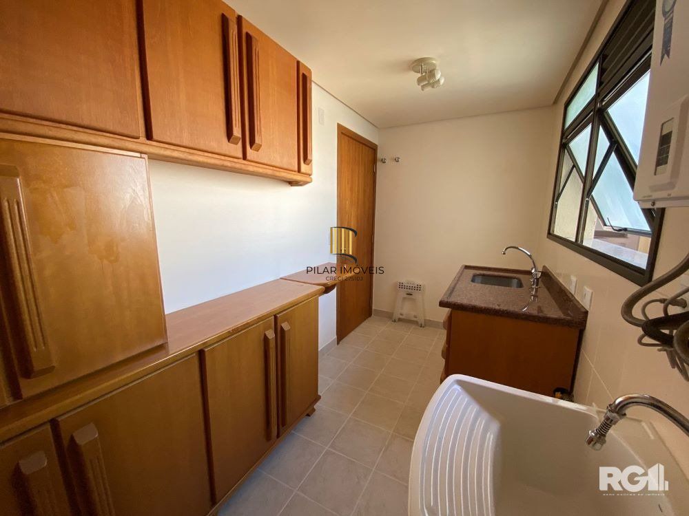 APARTAMENTO 2 DORMITÓRIOS COM VAGA DE GARAGEM COBERTA! CÓD.390235