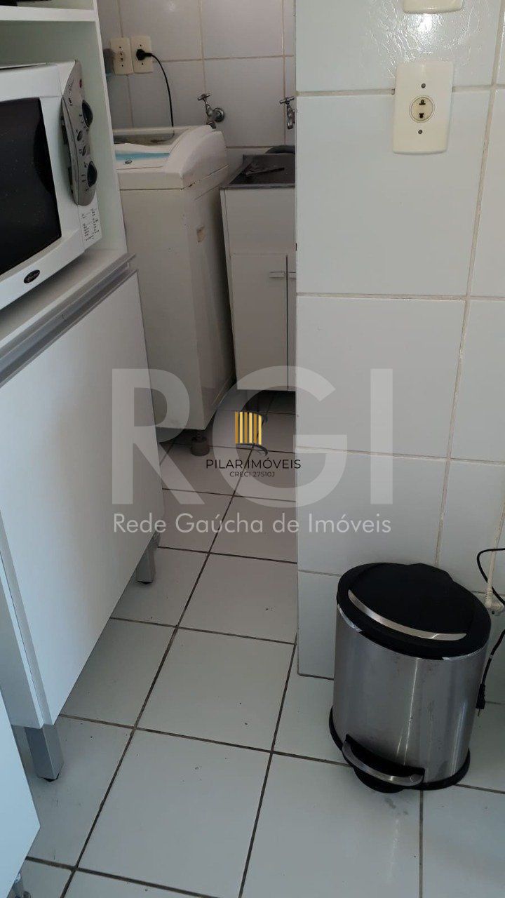 Apartamento com 3 quartos semi mobiliado próximo do Bourbon  Country!