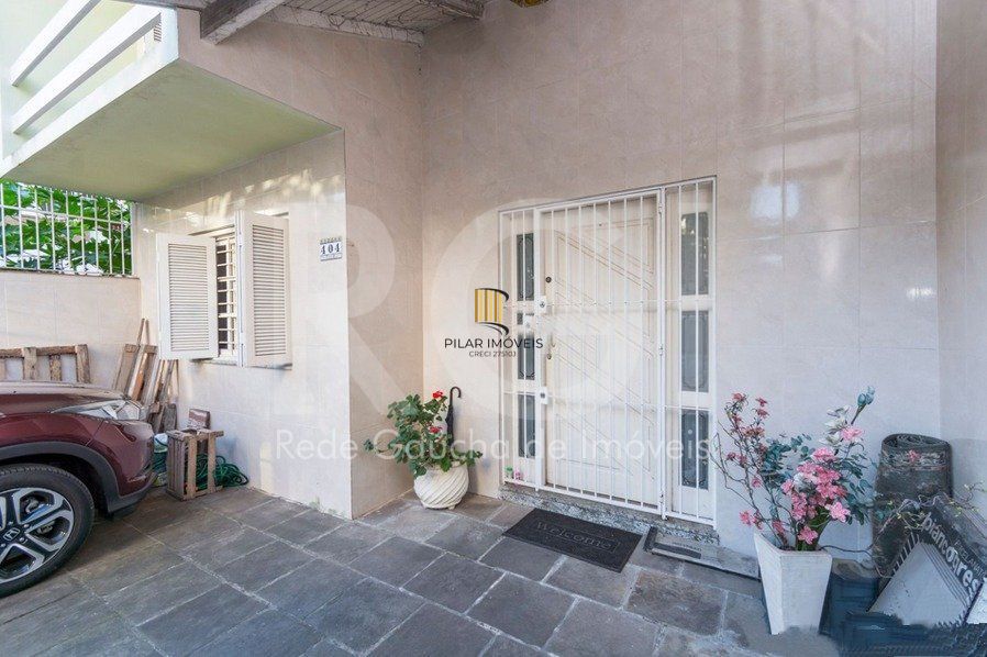 Casa 3 dormitórios à venda Menino Deus Porto Alegre/RS