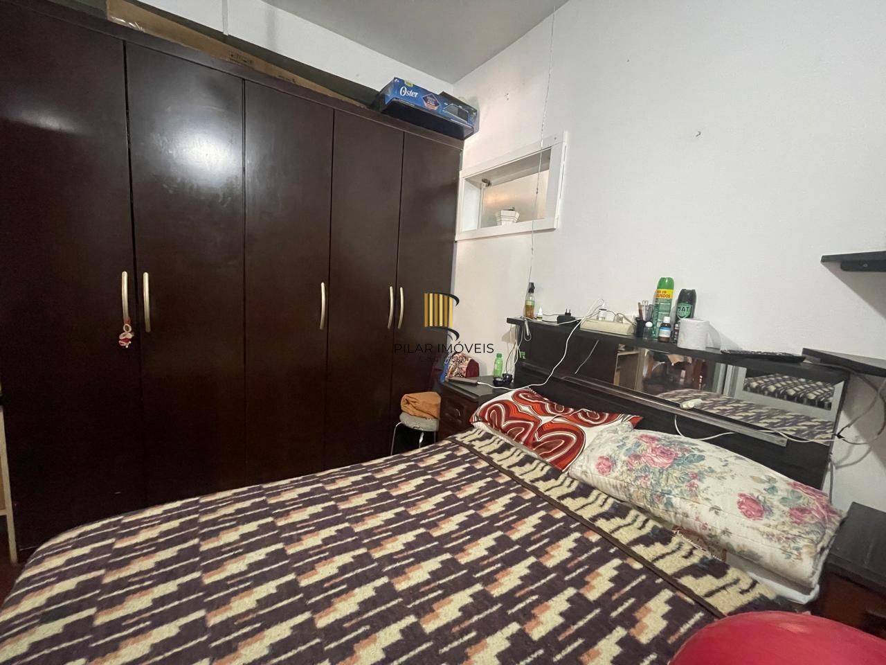 Apartamento 2 dormitórios no bairro Azenha