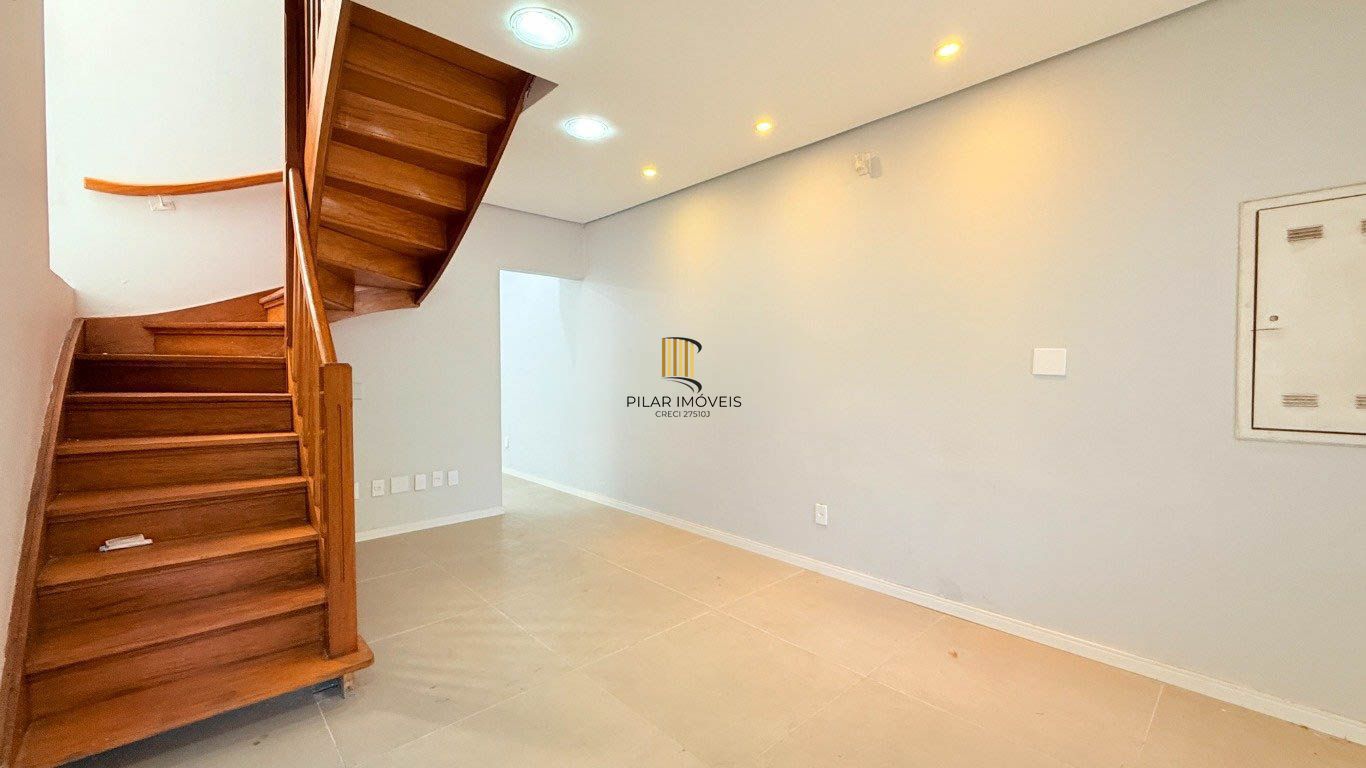 CASA 230m² 5 QUARTOS/SALAS, 3 VAGAS DE GARAGEM - USO RESIDENCIAL OU COMERCIAL - Pilar Imóveis