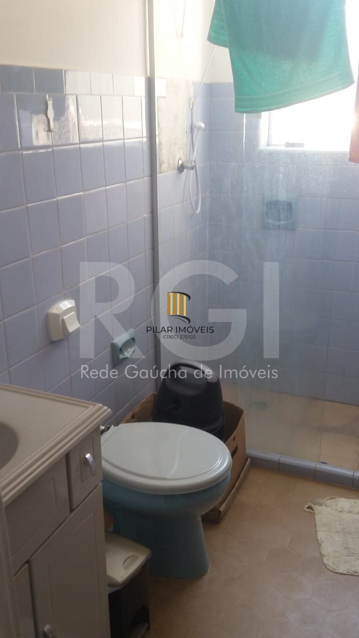 Apartamento  com 2 quartos , baixo custo condominial no Menino Deus!