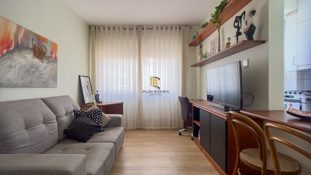 **Apartamento Semi  mobiliado à Venda em Porto Alegre, RS**