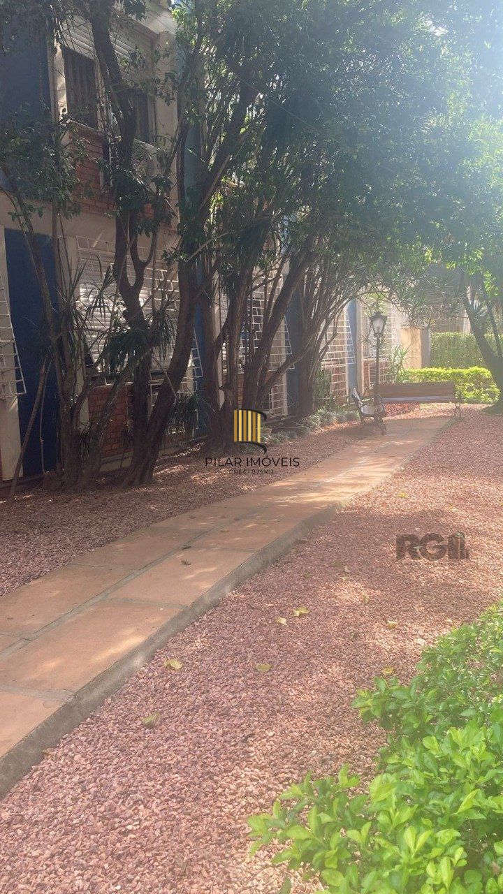 Apartamento 1 dormitórios à venda Floresta Porto Alegre/RS