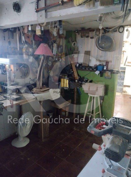 Casa à venda com 3 quartos e garagem 2 carros!