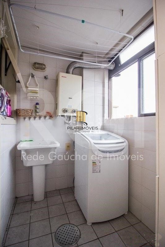 Apartamento para Venda - 2 dormitórios, 1 vaga - Cidade Baixa