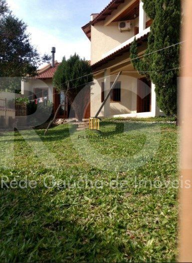 Casa para Venda - 287m², 4 dormitórios, sendo 1 suites, 4 vagas - Partenon