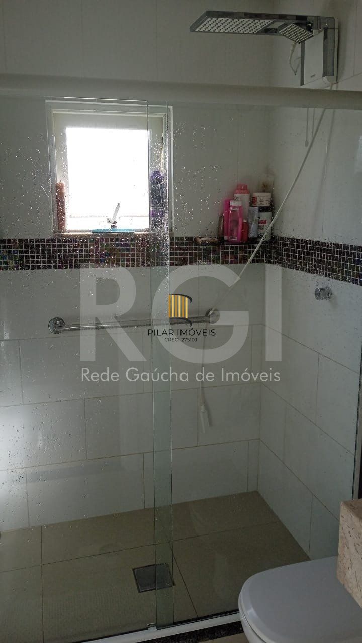 Casa para Venda - 90m², 3 dormitórios, 4 vagas - Maria Regina