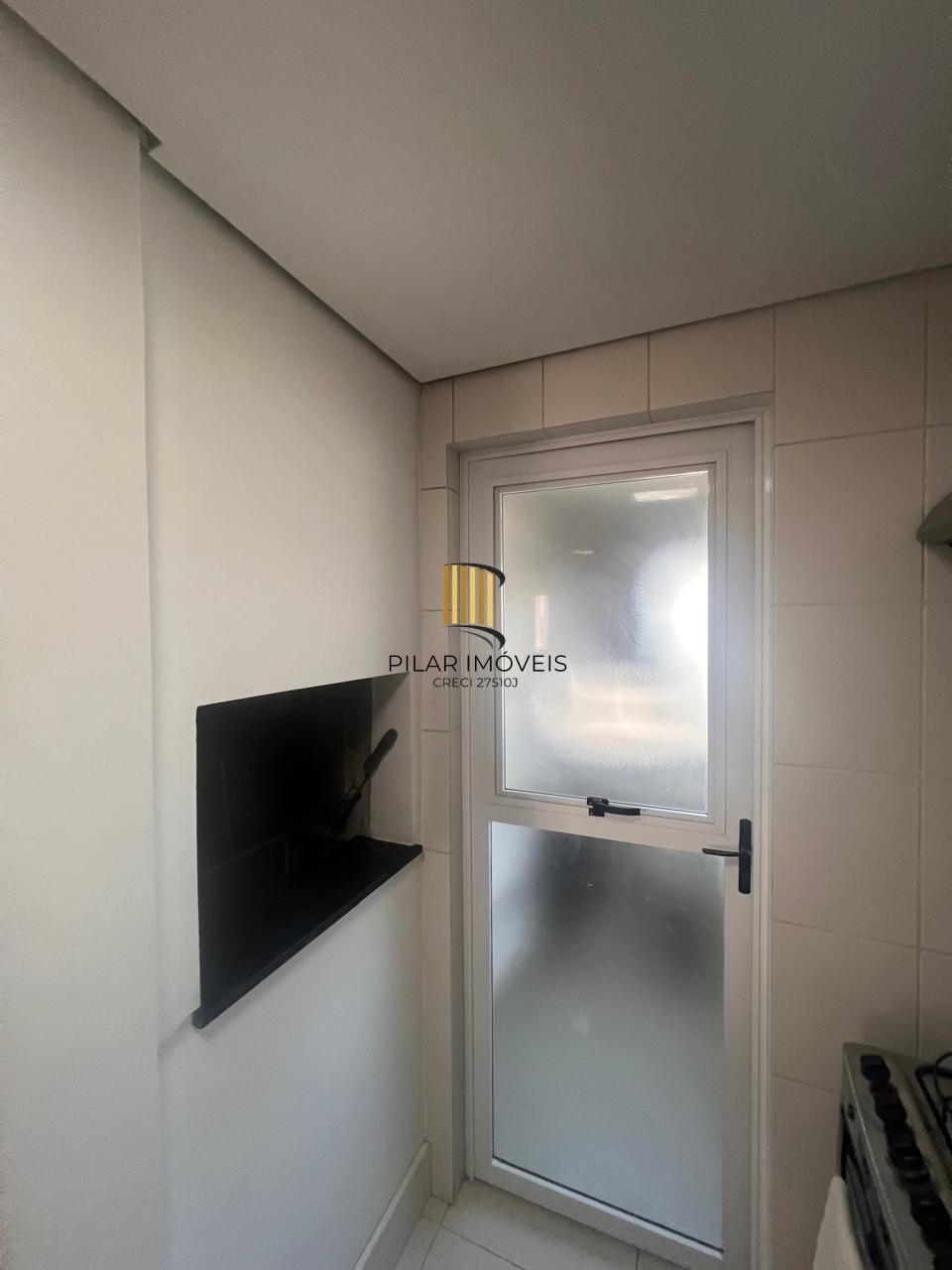 Apartamento 2 Dormitórios com 2 Vagas na Rua Felipe de Oliveira – Petrópolis.