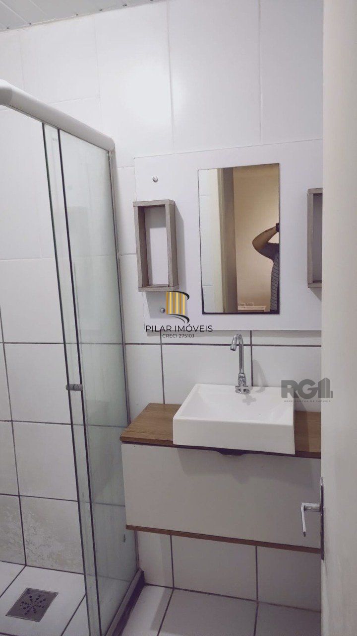 Apartamento 2 dormitórios fundos, com garagem, bairro Restinga- porto Alegre