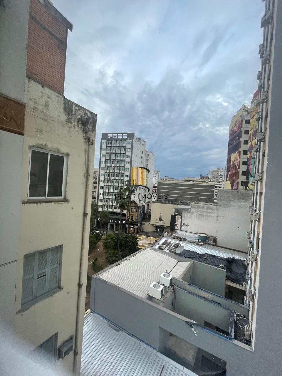 Apartamento amplo no Centro de Porto Alegre