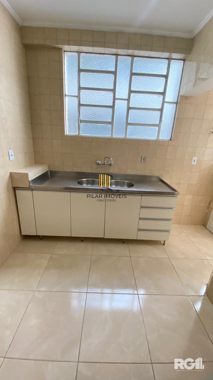 APARTAMENTO 3 DORMITÓRIOS WC AUXILIAR. CÓD. RP389992