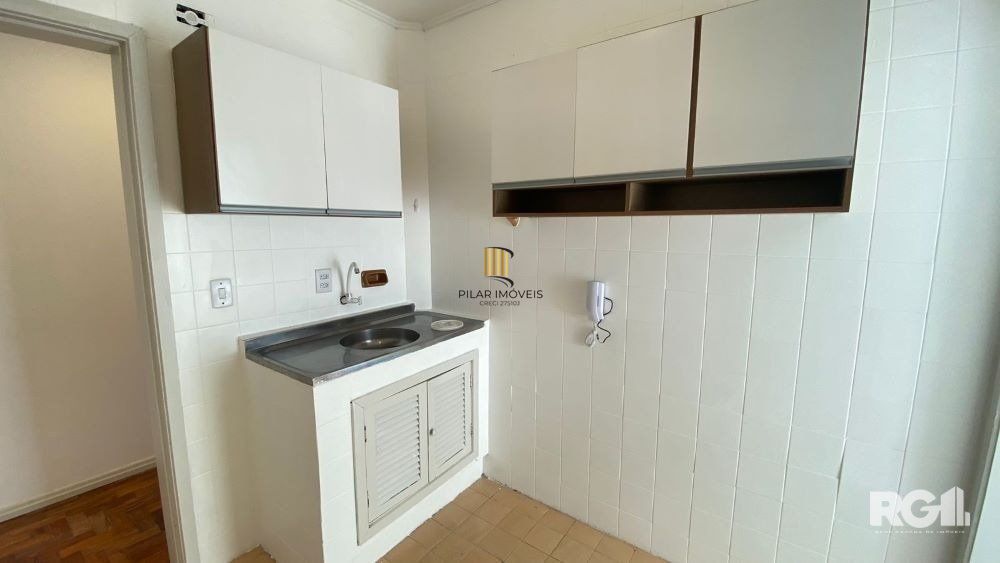 IMPECÁVEL APARTAMENTO 1 DORMITÓRIO - SEMI MOBILIADO COD. 389929-RP