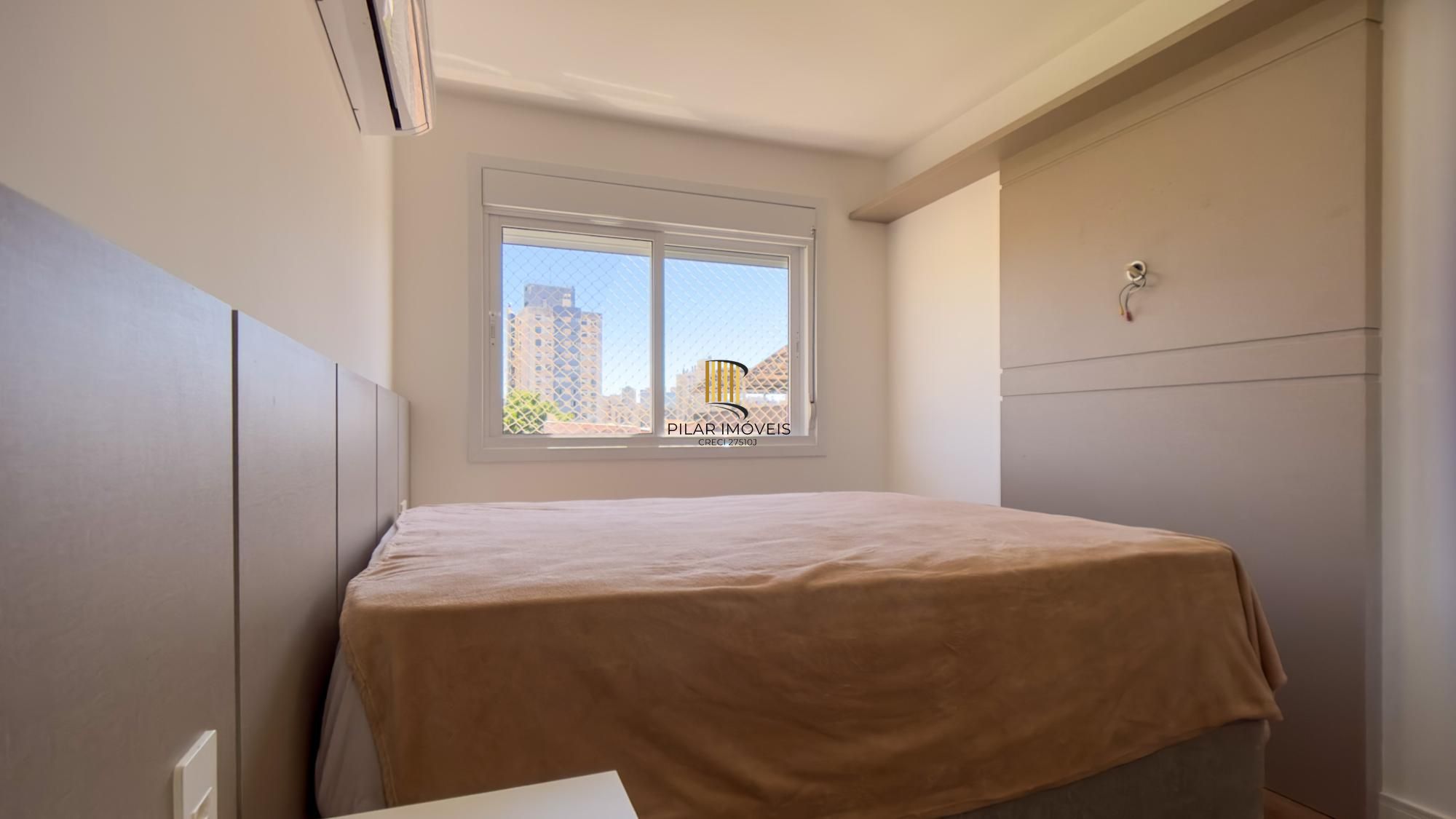 Excelente apartamento 2 dormitorios  semi mobiliado localizado na cidade baixa