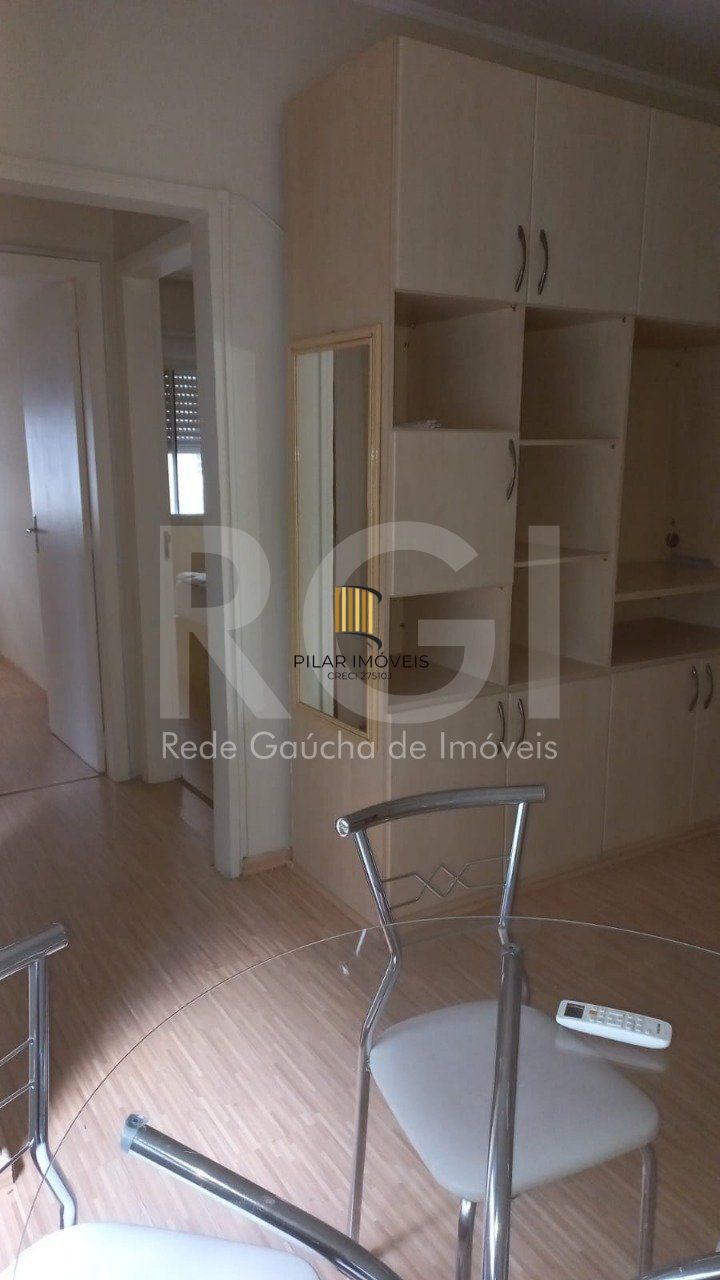 Apartamento 2 quartos, 2 vagas garagem, semi-mobilado na Praia de Belas!