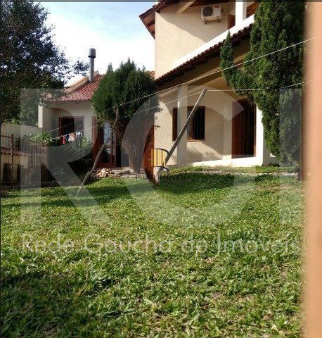 Casa para Venda - 287m², 4 dormitórios, sendo 1 suites, 4 vagas - Partenon