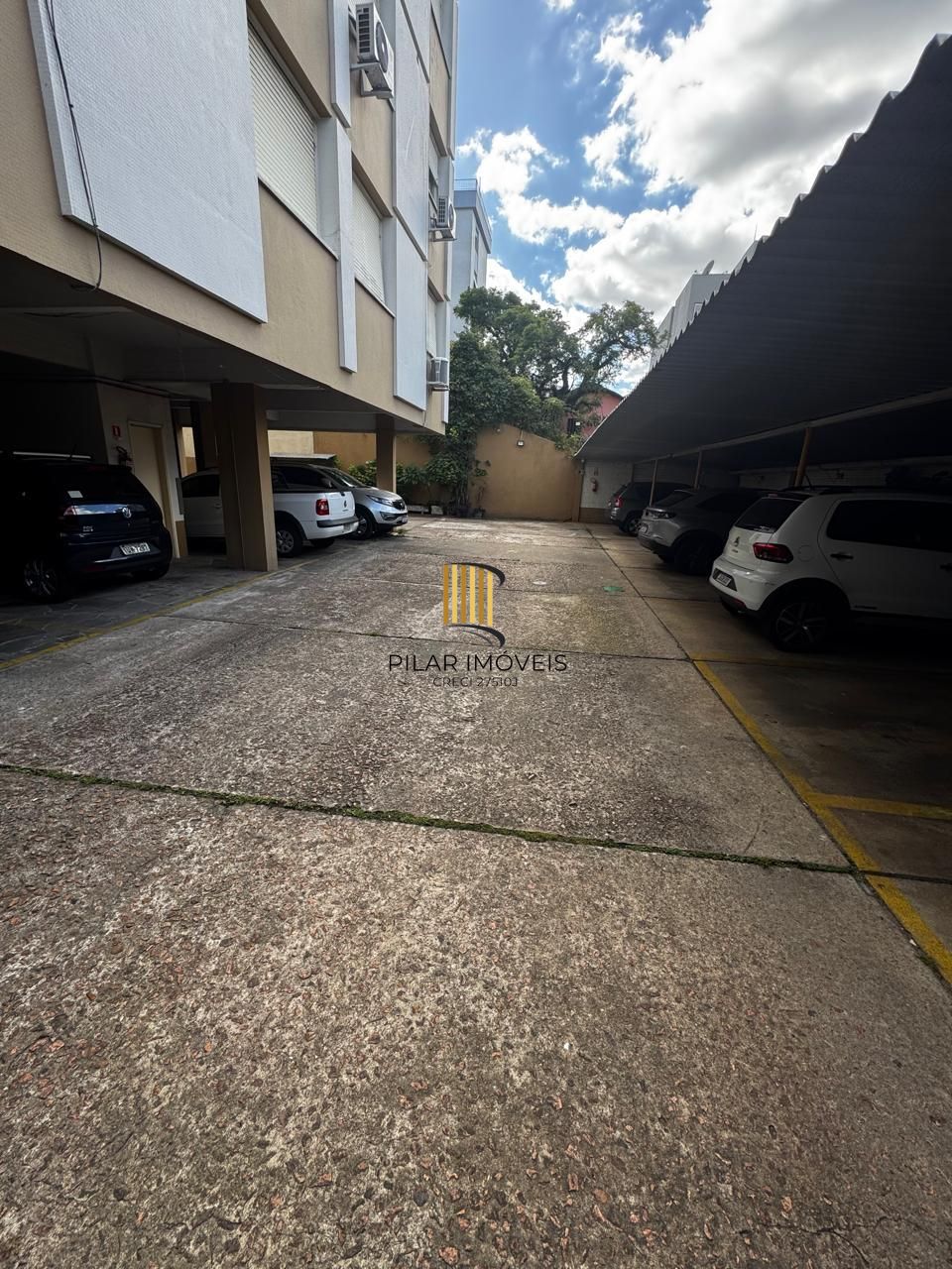 Apartamento de 3 dormitórios com garagem - Santana - Porto Alegre Cód. 216308-RP