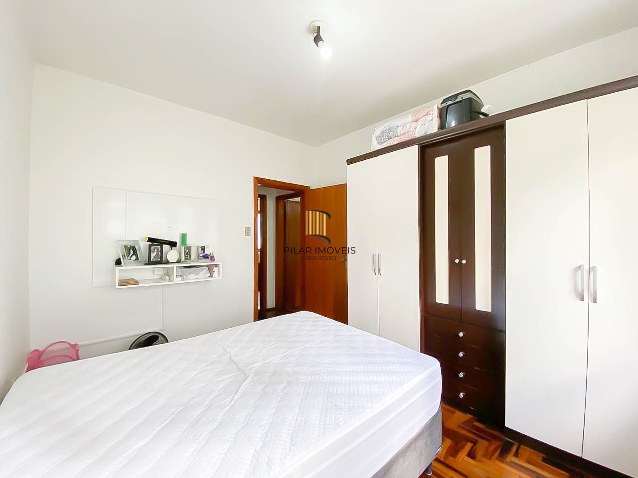 Duplex à venda no Rio Branco com 2 dormitórios, salão privativo e 2 vagas