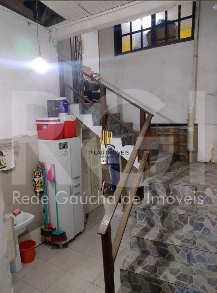 Casa à venda com 3 quartos e garagem 2 carros!