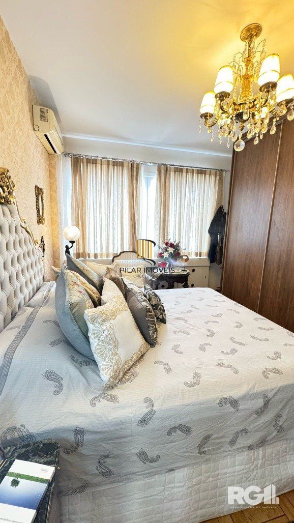 IMOVEL  A VENDA COM 142,30 M²  COM 3DORMITÓRIOS, ESQUINA VENANCIO AIRES