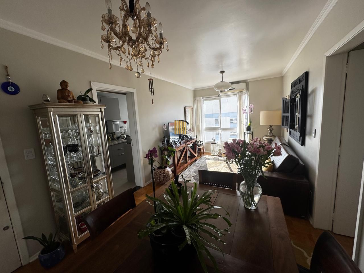 Apartamento de 3 dormitórios com garagem - Santana - Porto Alegre Cód. 216308-RP